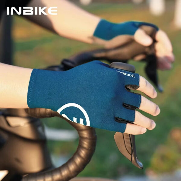 Spinova Extended Cuff Gloves